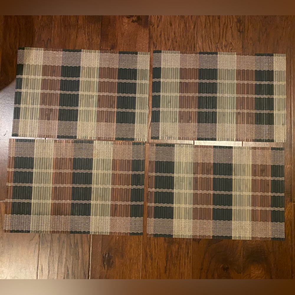 Set of 4 Bamboo placemats reversible foldable for storage